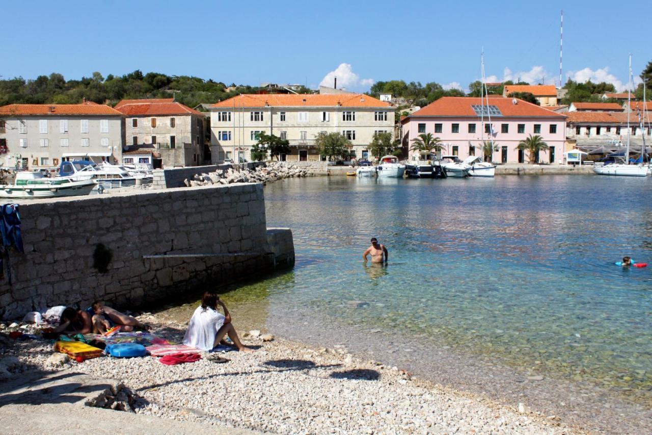 Apartments With A Parking Space Sali, Dugi Otok - 8152 Kültér fotó