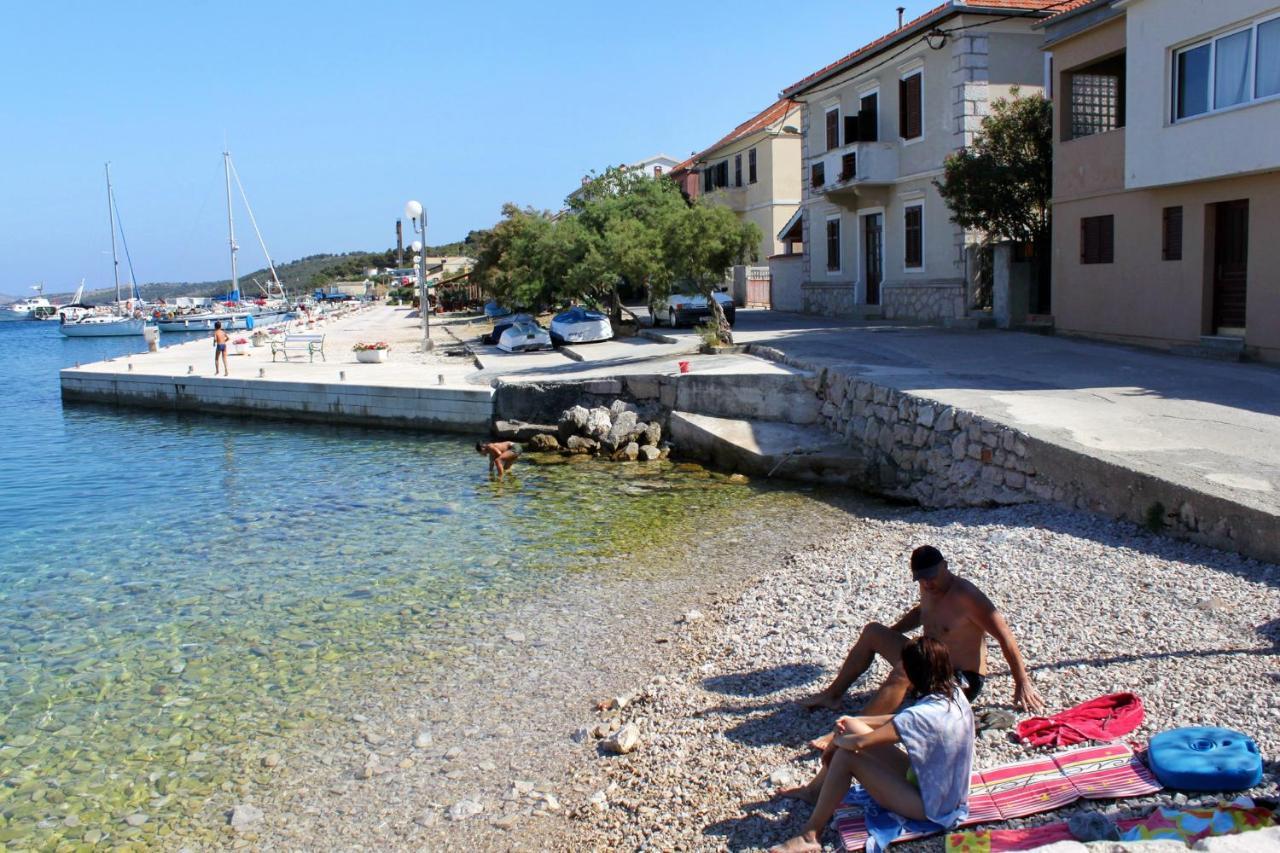 Apartments With A Parking Space Sali, Dugi Otok - 8152 Kültér fotó