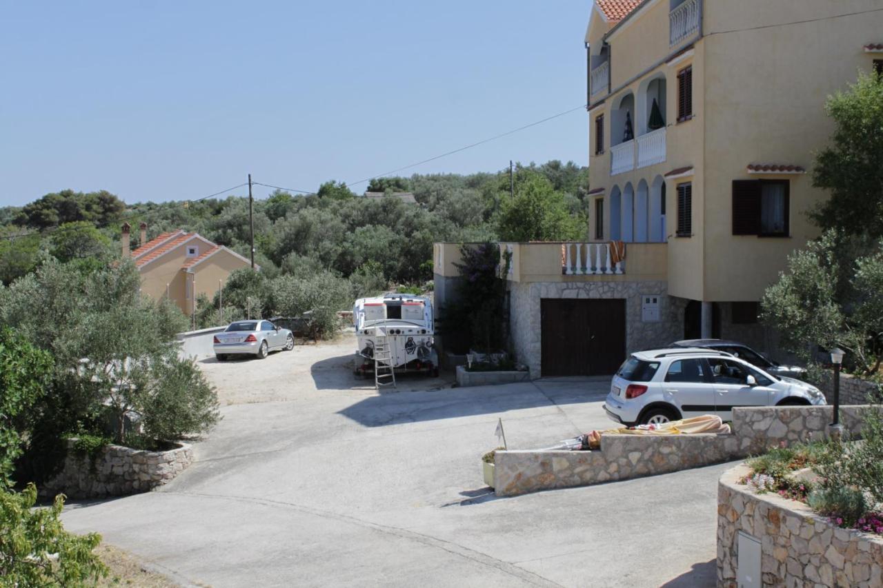 Apartments With A Parking Space Sali, Dugi Otok - 8152 Kültér fotó